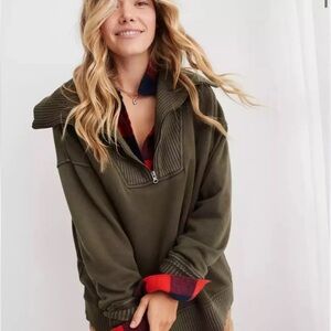 Aerie Earthy Green Crew Neck Sweater